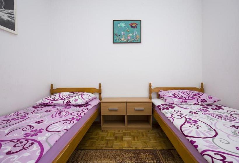 Apartment Laurus / Two Bedrooms A1