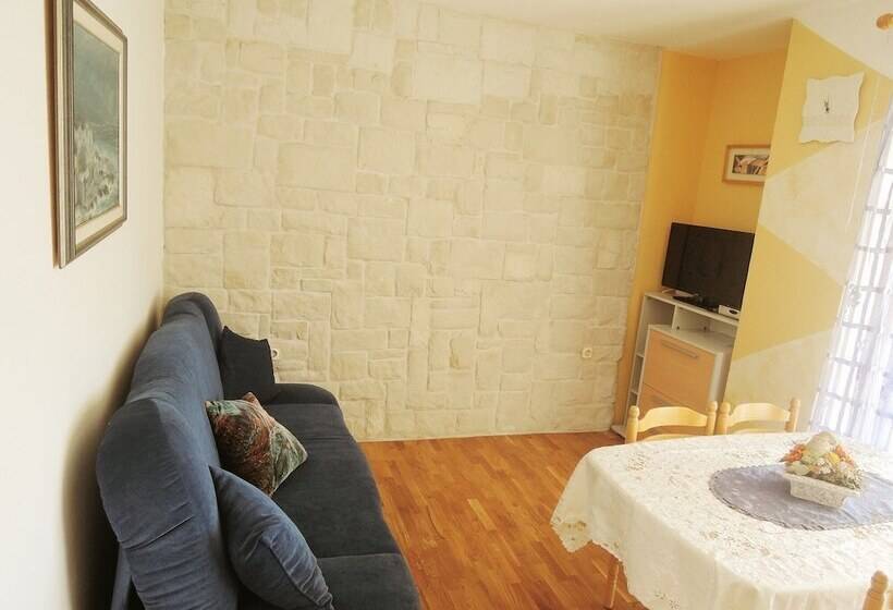 Apartment Sabina & Grapes