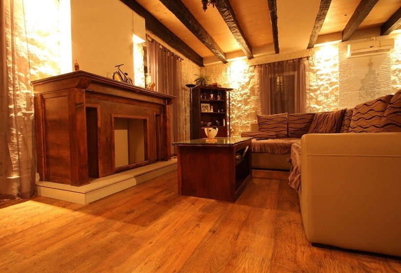 Apartment Vlado Next To The Beach