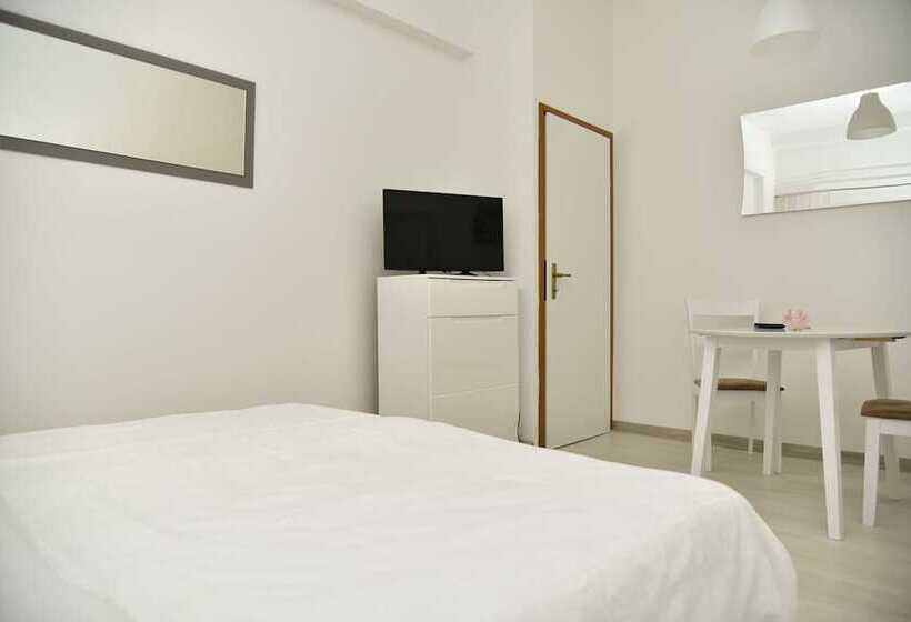 Apartment Wood Street And India