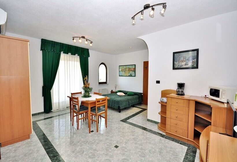 Apartments Alenka Rovinj