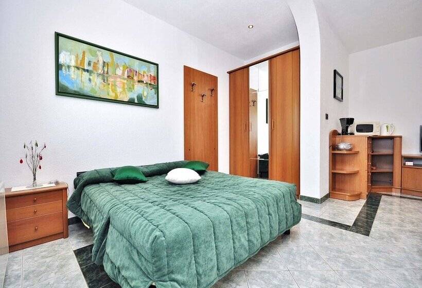 Apartments Alenka Rovinj