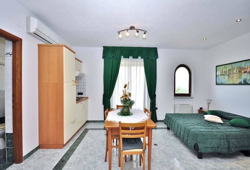 Apartments Alenka Rovinj