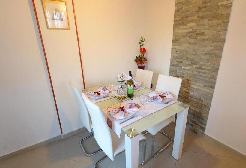 Apartments Ana Vodnjan