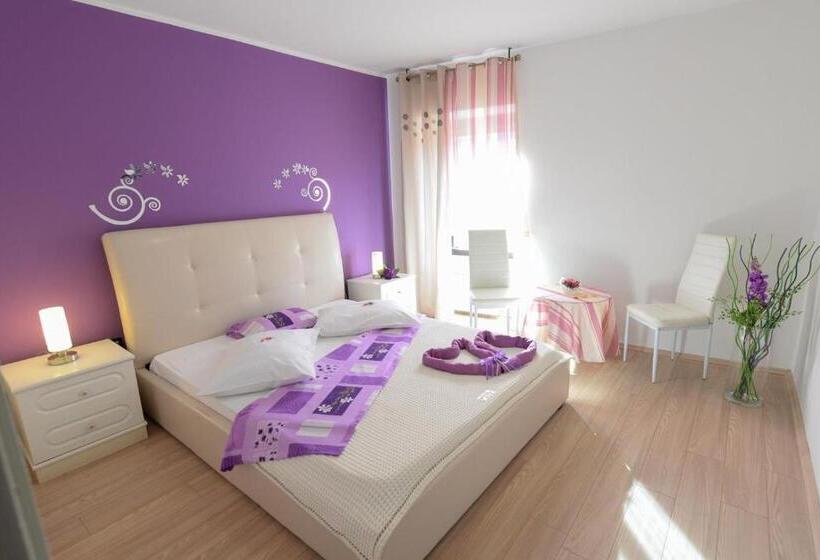 Apartments Ana Vodnjan