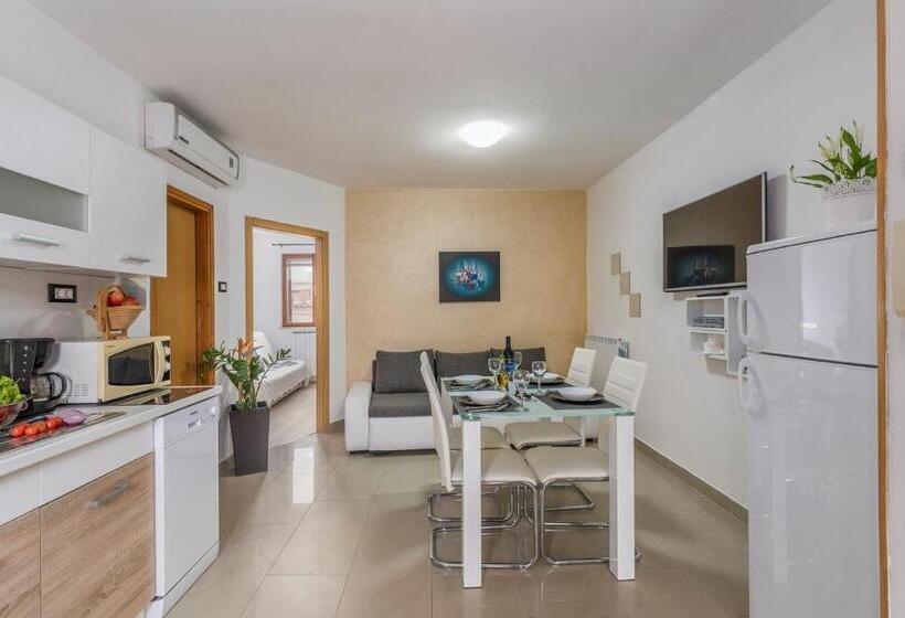 Apartments Ana Vodnjan