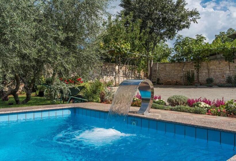 Apartments Ana Vodnjan