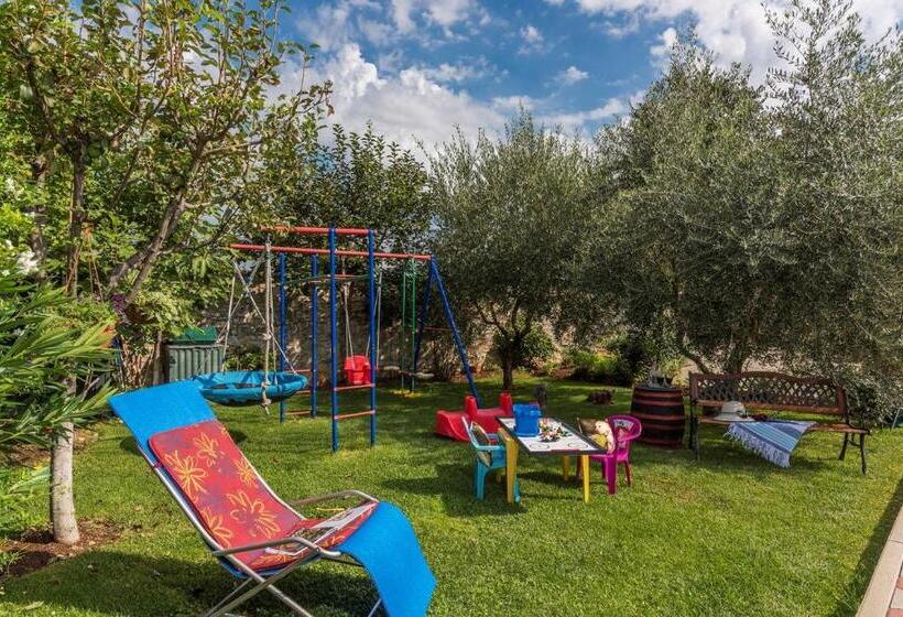 Apartments Ana Vodnjan