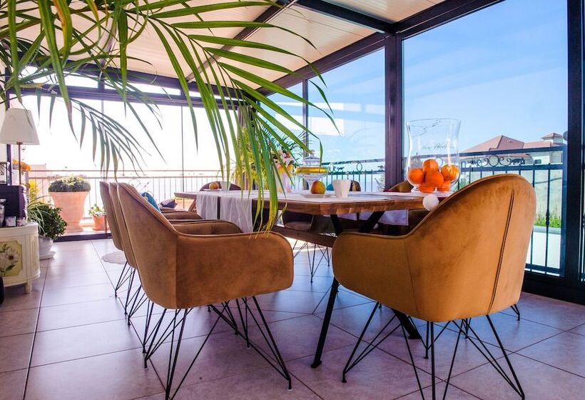 Apartment And Rooms Ana