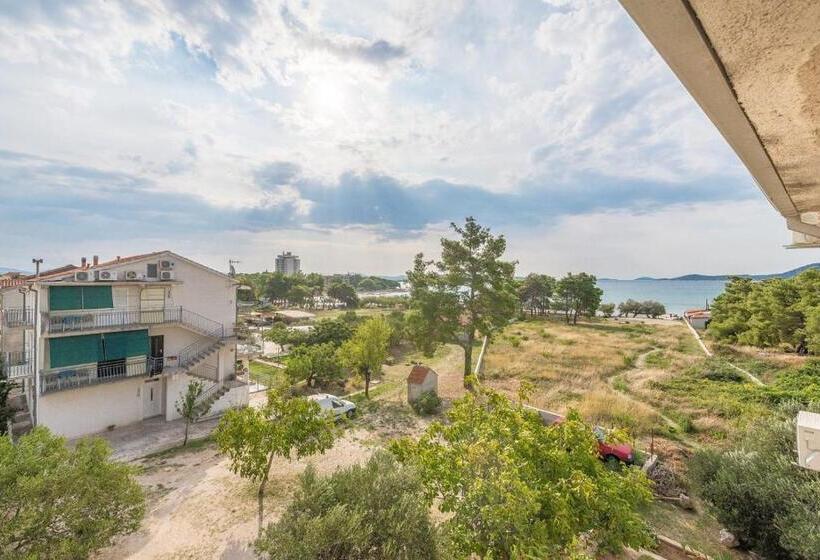 Apartments And Rooms By The Sea Vodice   6182