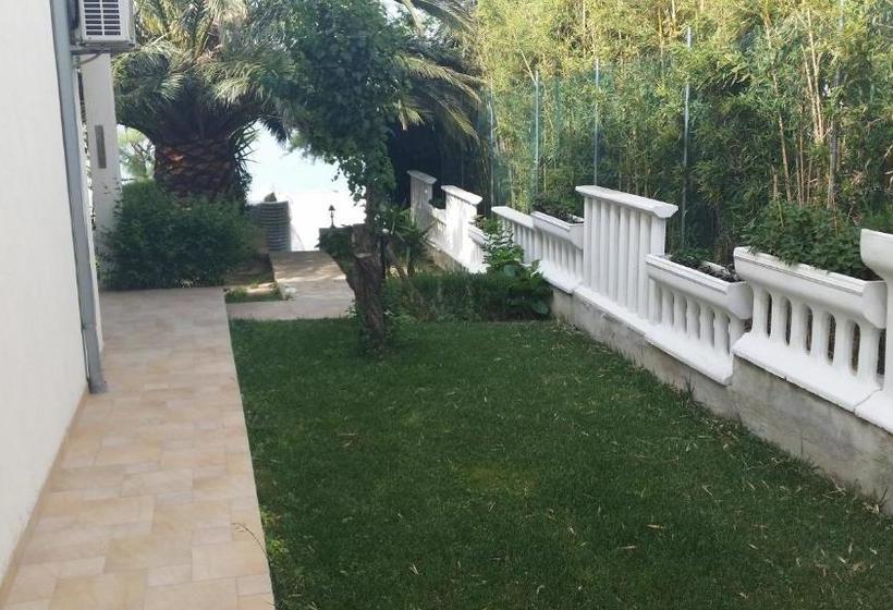 Apartments Antonia Podstrana