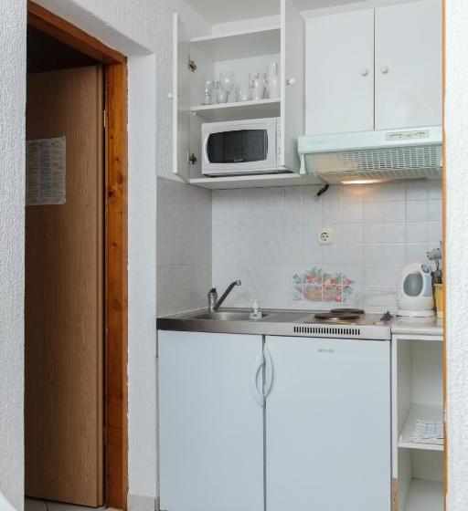 Apartments Antonia Podstrana