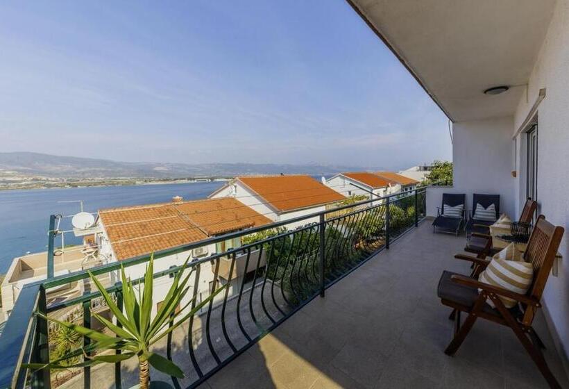 Barba In Trogir Mittel Dalmatien