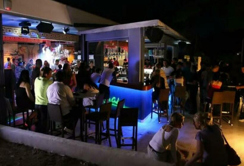 Apartments Best Location