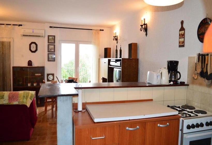 Apartments Biba Illeilic