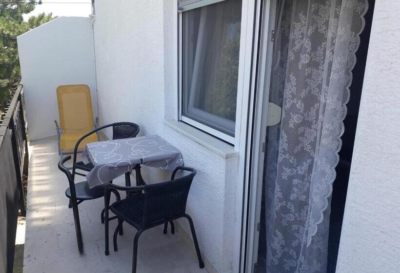 Apartments Carev 1293