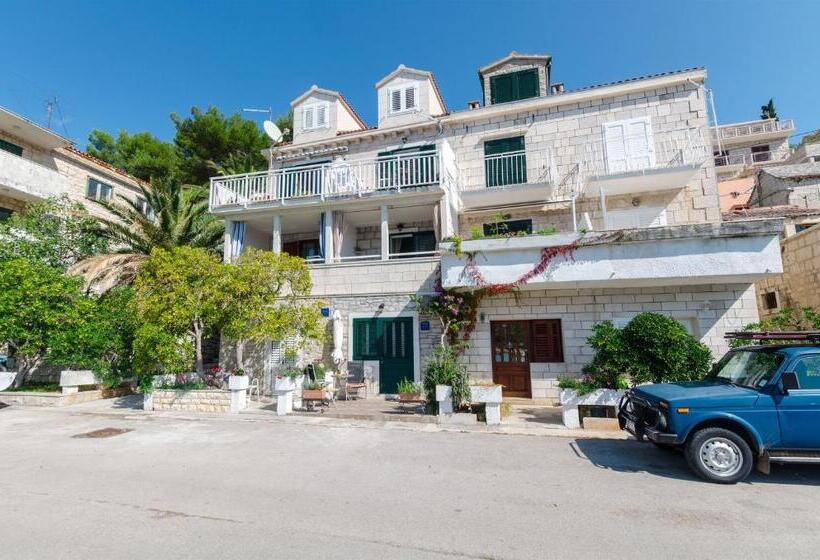 Apartments Djurdjica