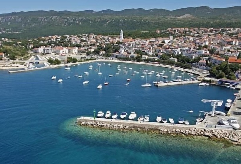 Apartments Gorana Novi V