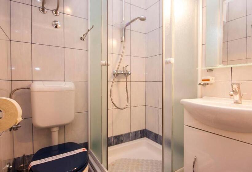 Apartments Grivičić