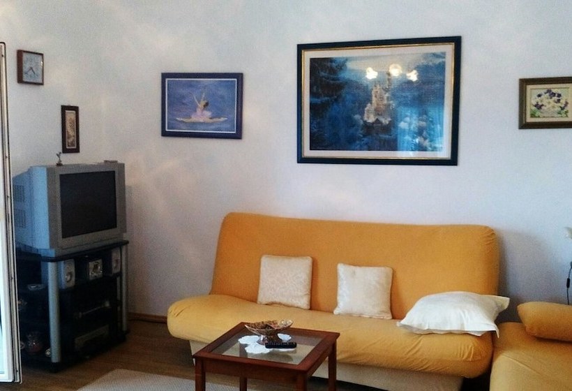 Apartments Jagoda / Splitska/ A1 Two Bedrooms