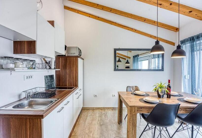 Apartments Mirjana Medulin