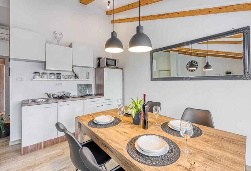 Apartments Mirjana Medulin