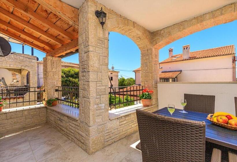 Apartments Mirjana Medulin