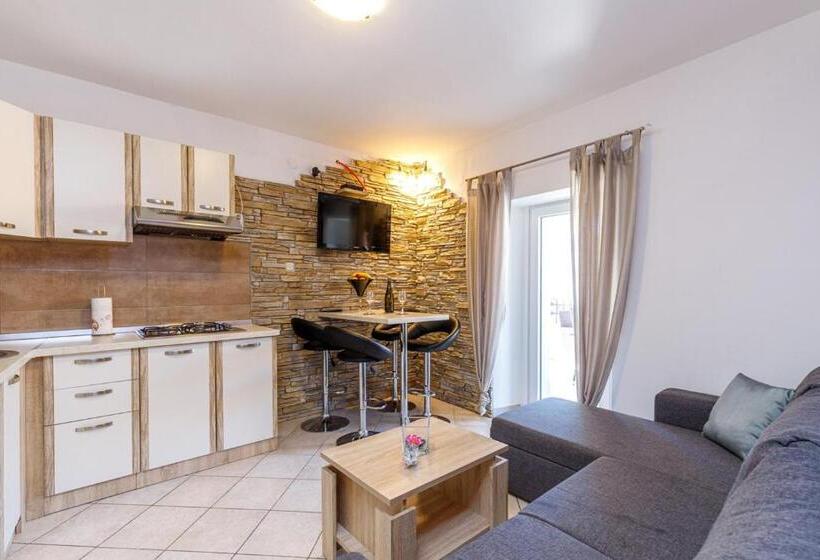 Apartments Mirjana Medulin