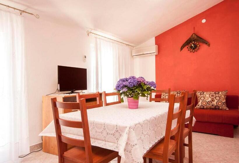 Apartments Sunčica 1613