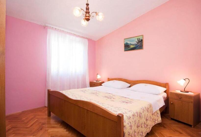 Apartments Sunčica 1613