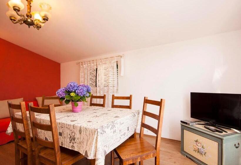 Apartments Sunčica 1613