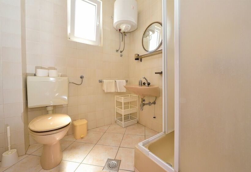 Apartments Villa Ana