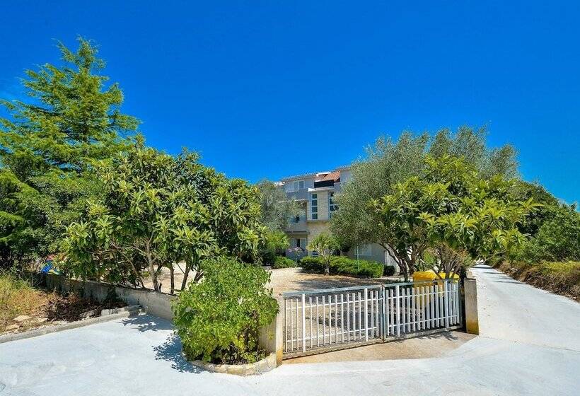 Apartments Villa Ana