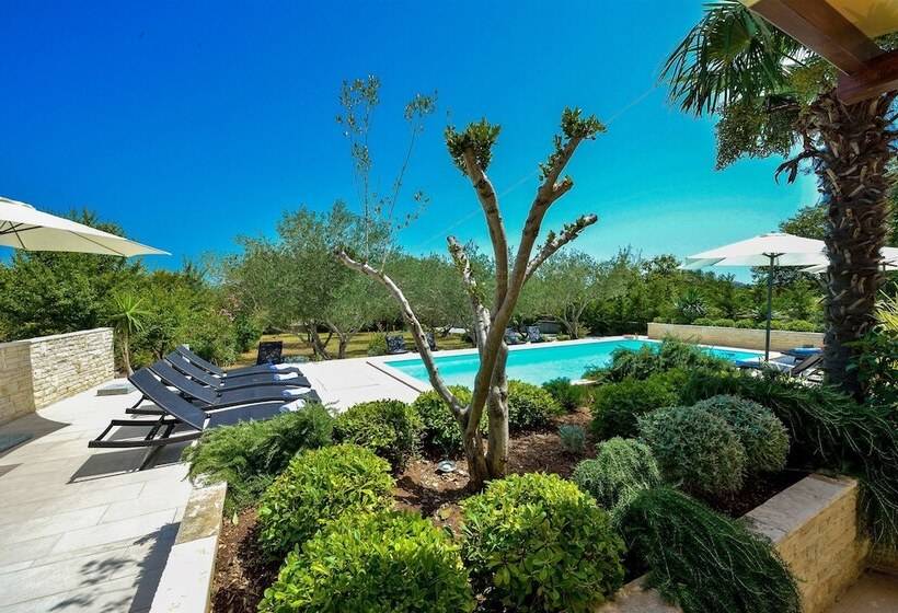 Apartments Villa Ana