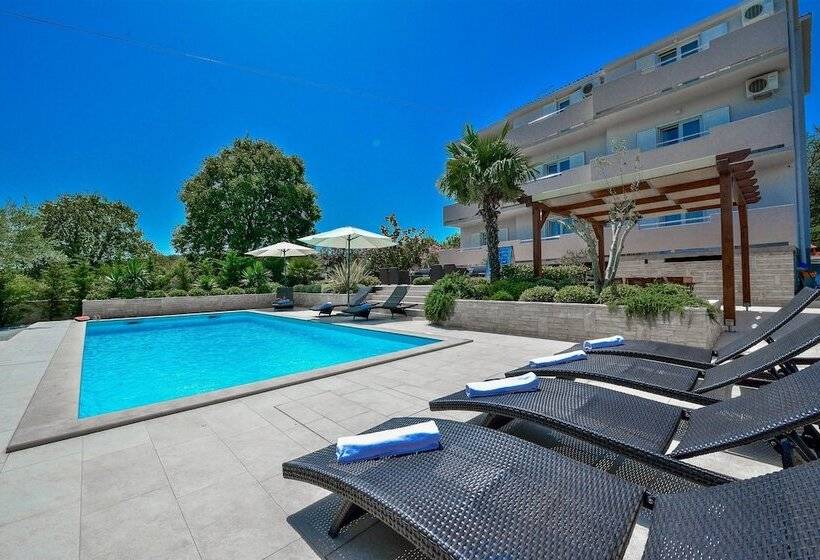 Apartments Villa Ana