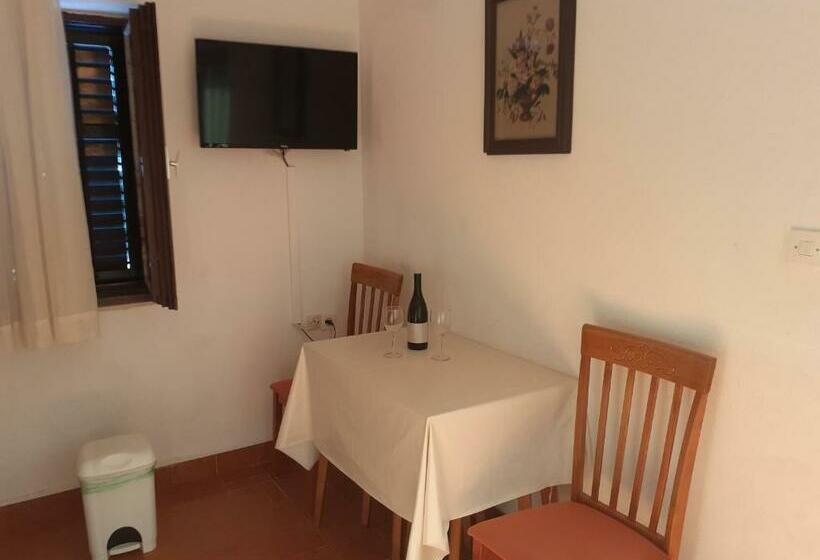 Apartments Villa Vanja