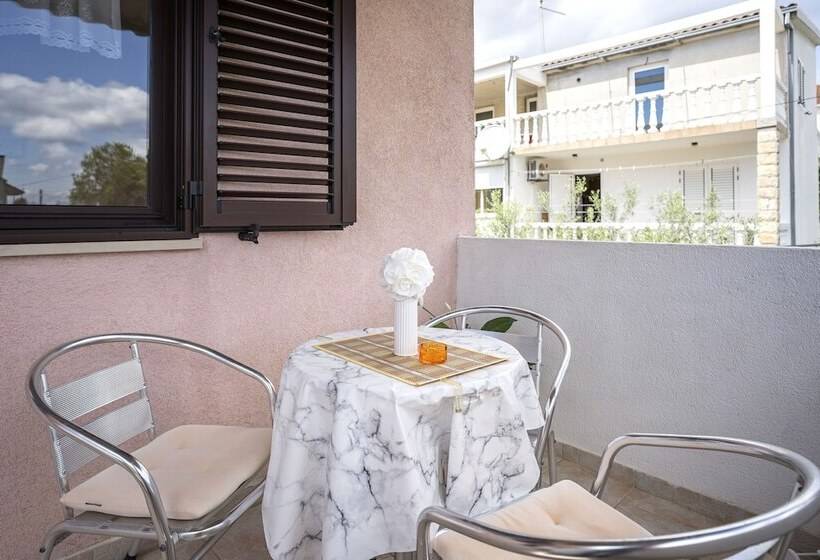 Apartments Zlata