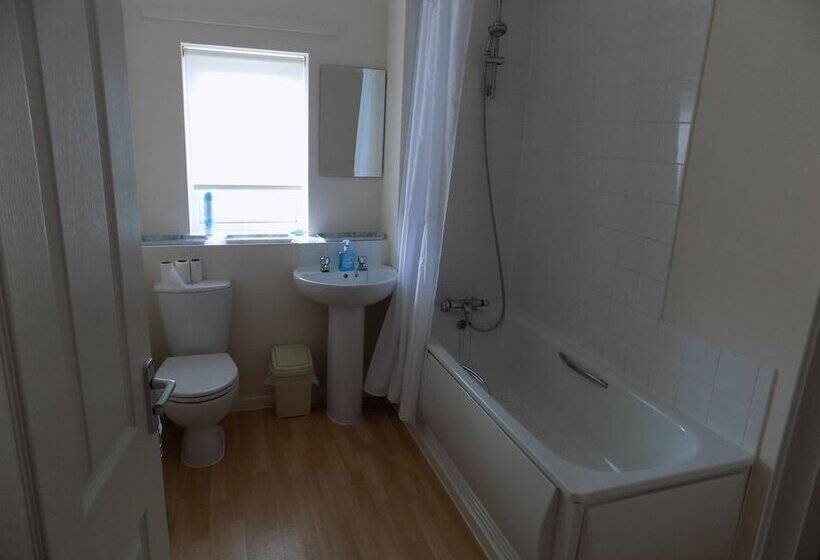 تختخواب و صبحانه A Home From Home 2