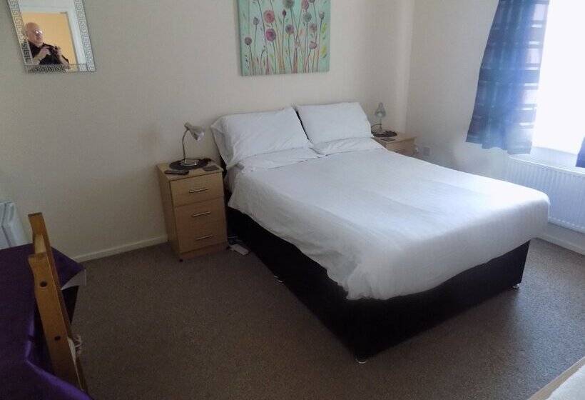 تختخواب و صبحانه A Home From Home 2