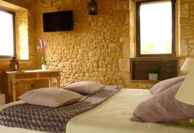 Bed and Breakfast Aux Fontaines D Eyvigues