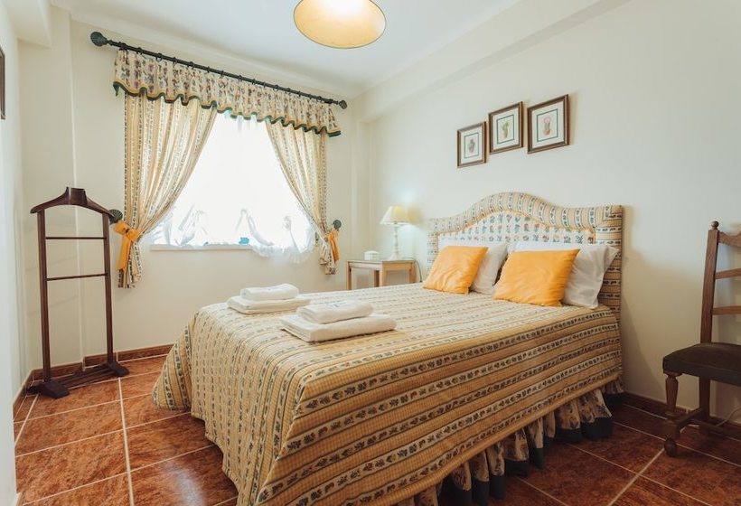 Best Houses 18   Typical Portuguese Apartament