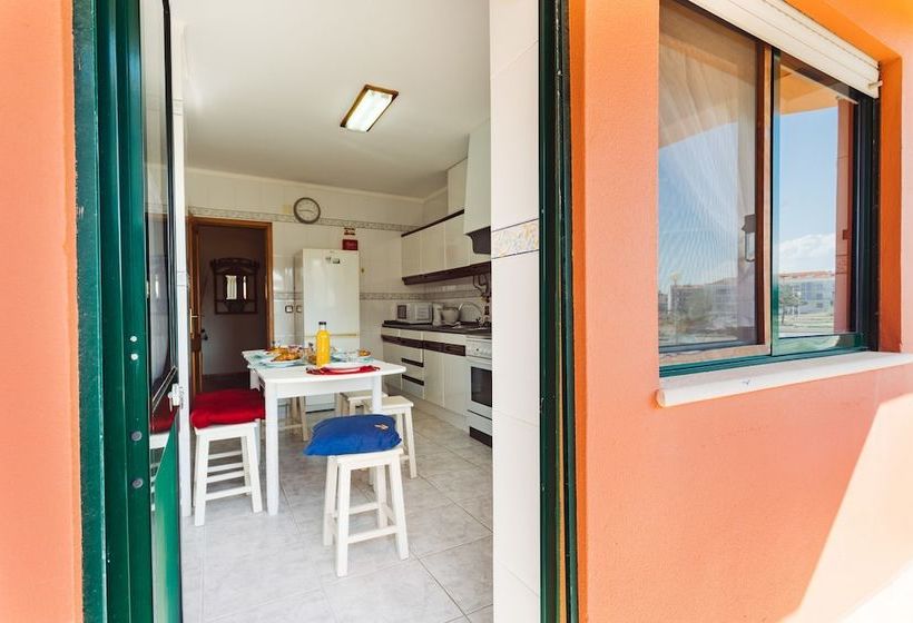 Best Houses 18   Typical Portuguese Apartament