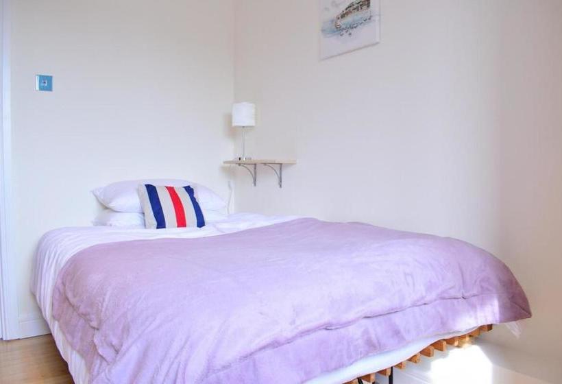 Bright 4 Bed Flat In Stepney Green