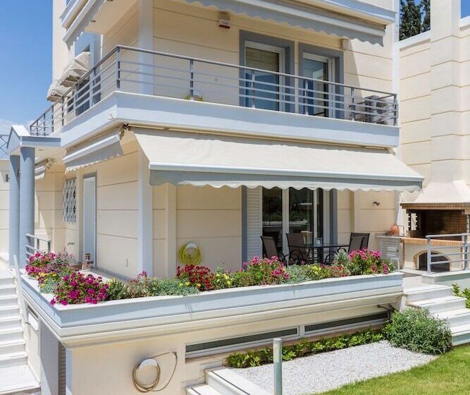 Bright & Spacious Two Floor Family Garden Home