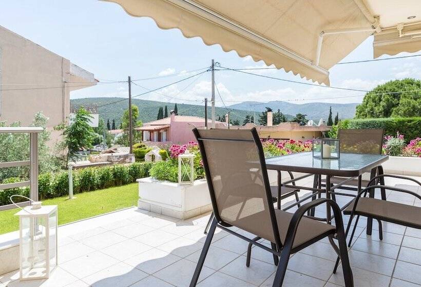 Bright & Spacious Two Floor Family Garden Home