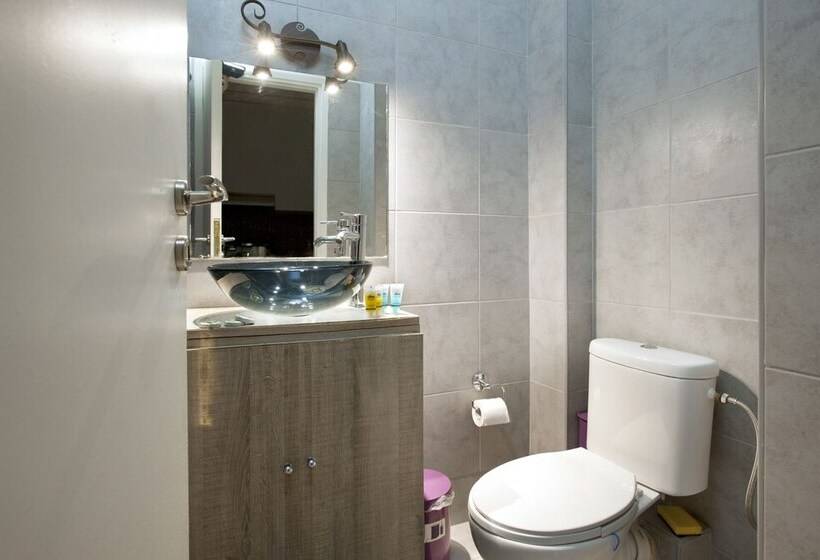 Chalandri A Newly Renovated Studio