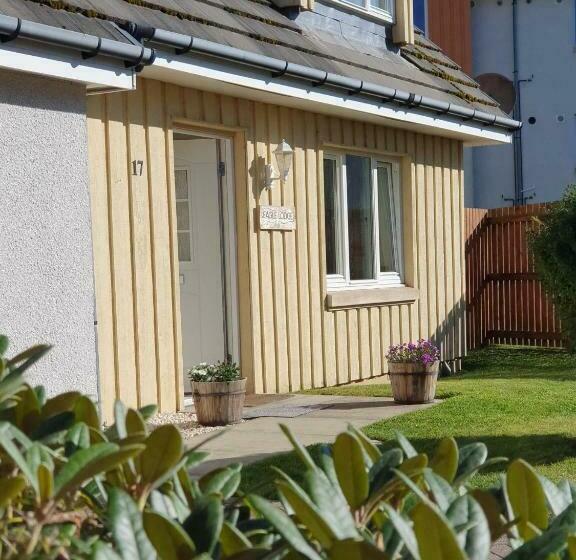 Eagle Lodge   Aviemore Lodges