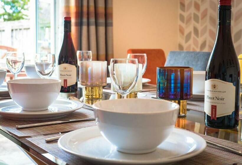 Eagle Lodge   Aviemore Lodges