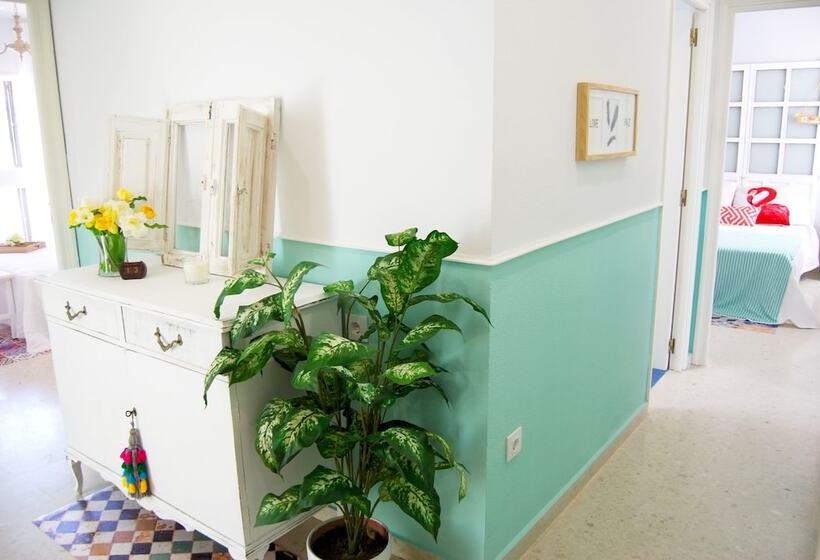 El Patio Del Limonero