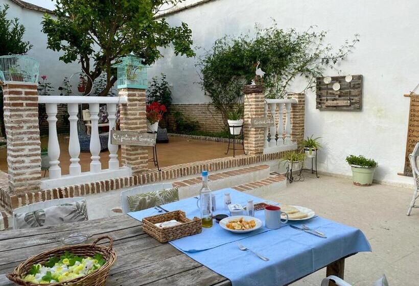 El Patio Del Limonero